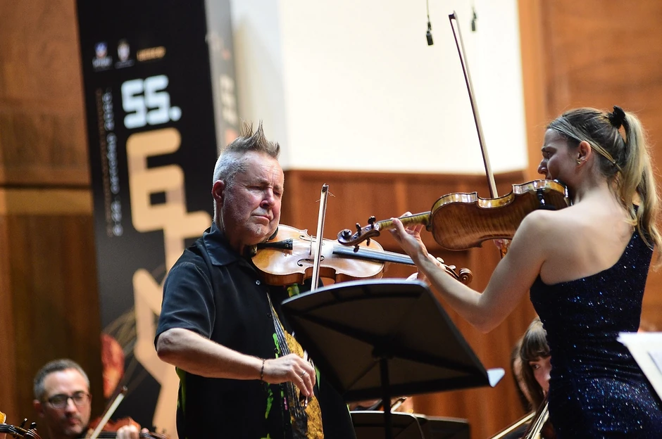 BEMUS Najdzel Kenedi