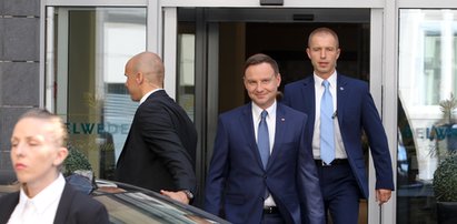 Dlaczego prezydent Duda ciągle mieszka w hotelu?