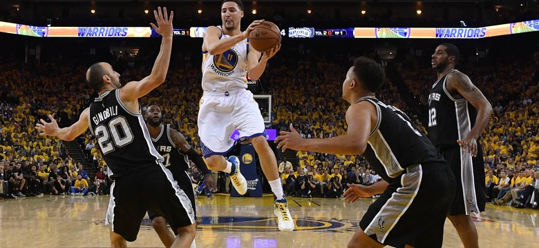 Liga NBA: Fantastyczna pogoń Warriors. Odrobili 25 punktów straty i pokonali Spurs