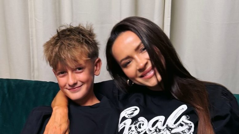 Speváčka Dominika Mirgová a jej syn Peťko. 