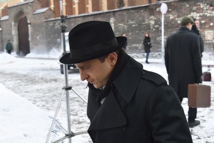 Borys Szyc na planie filmu 'Nigdy tu już nie powrócę'