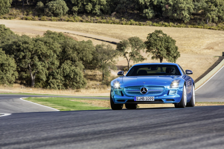 Genewa 2013: Mercedes SLS AMG pod napięciem