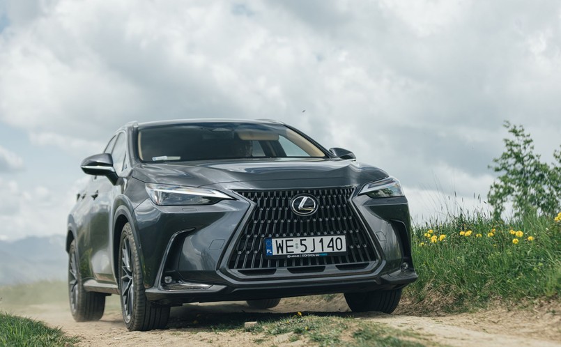 Lexus NX 450h+