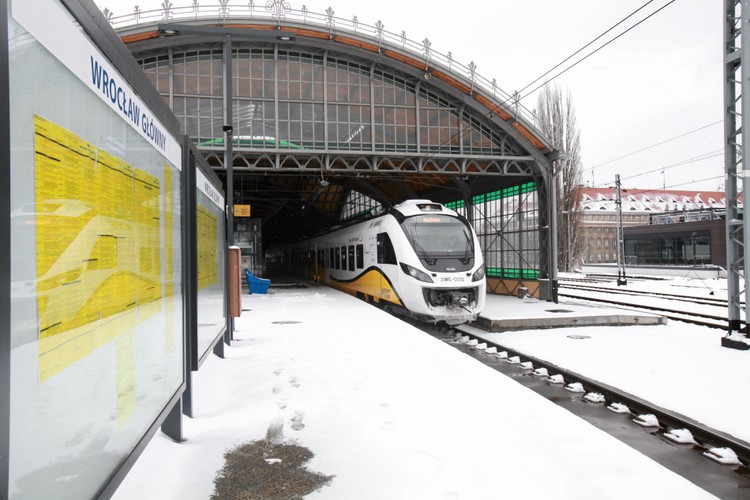 Nowy nabytek Kolei Dolnośląskich - pociag ' Impuls ' firmy Newag (7)