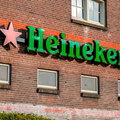 Heineken przyznaje, że nadal działa w Rosji. Wcześniej twierdził co innego