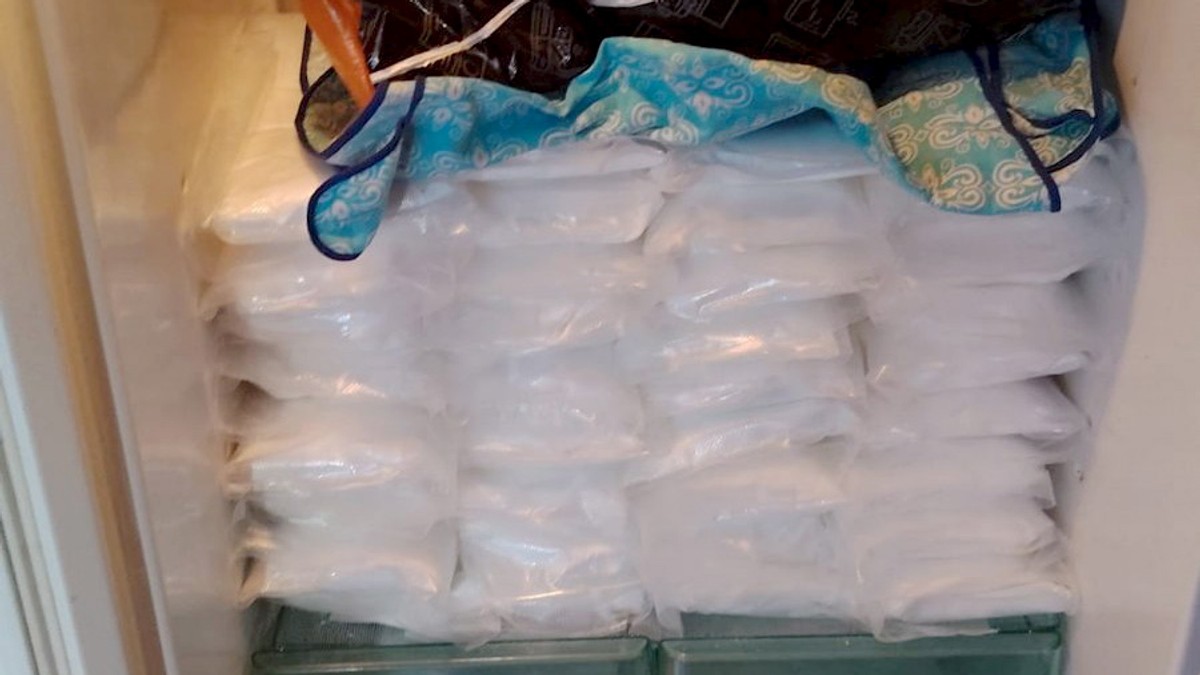 S.Mitrovica: Zaplenjeno preko 100 kilograma narkotika, uhapšene dve osobe