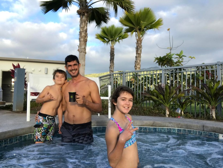 Užičanin živi u Honoluluu sa ćerkom Katarinom i sinom Lukom