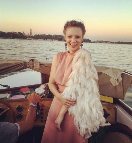 Magdalena Boczarska na ślubie Agnieszki Szulim i Piotra Woźniaka-Staraka