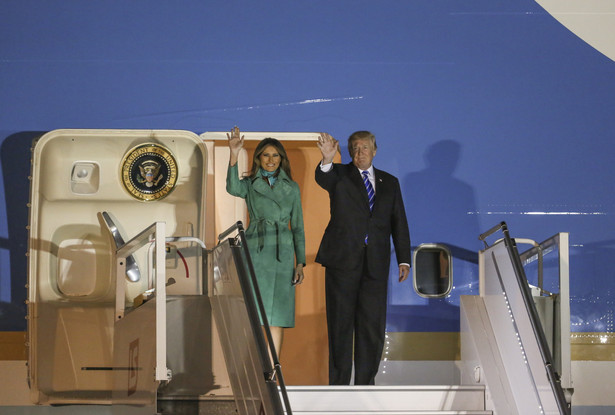 Prezydent Trump w Polsce. Przyleciał z żoną oraz córką Ivanką i jej mężem