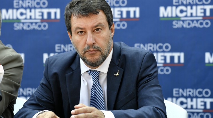 Matteo Salvini biztosítaná az olasz polgári védelem szállítmányainak megérkezését / Fotó: GettyImages