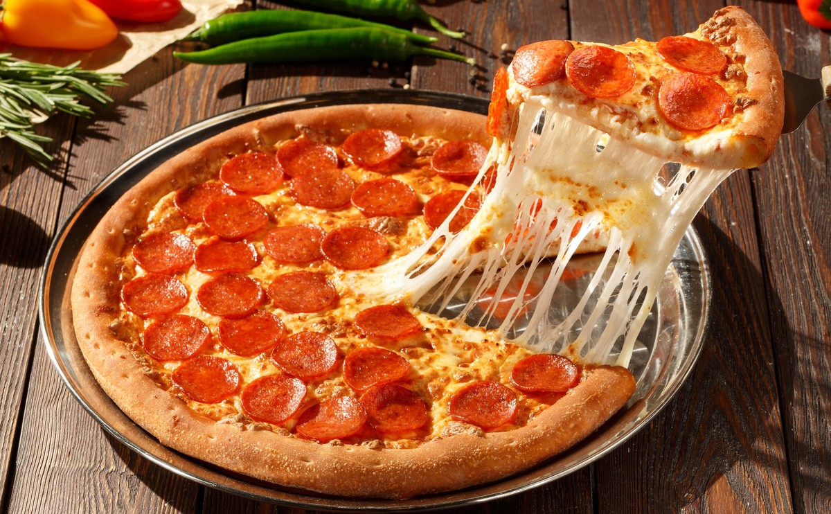 Zamiast płatków z mlekiem pizza na śniadanie?