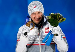 "Okazała chałupka ze spadzistymi dachami". To gdzie teraz będzie mieszkał Stoch?