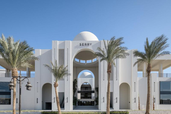 NA PRELEPOJ PLAŽI, NOV HOTEL KOJI ODIŠE ELEGANCIJOM: Svedeni luksuz je najbolji opis za predivni Serry Beach Resort 5*