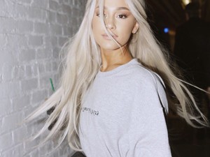 Ariana Grande máris bepasizott! Ő az újdonsült barátja!