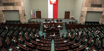 Ważna debata w sejmie, a sala świeci pustkami