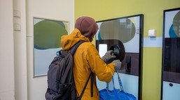 butelkomaty przeciążone! polacy nie mogą oddać butelek. minister klimatu zapowiada zmiany w systemie kaucyjnym lidl biedronka kaufland warszawa mapa