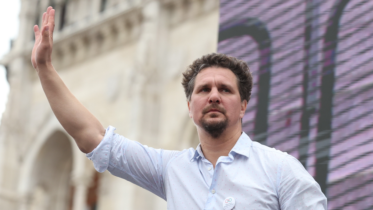 „Ha 14 évig sz*r színész vagyok, és már halálra unnak a nézők, akkor elgondolkozom a pályamódosításon” – Nagy Ervin friss interjújában kíméletlenül beleállt a kormányba: komolyabb feladatot is kap Magyar Pétertől?