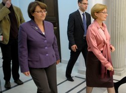 PiS rzuca do boju kobiety