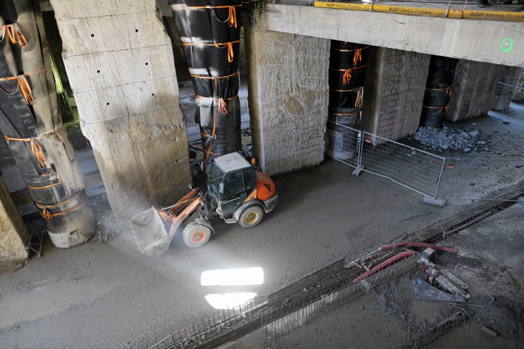 Budowa stacji metra Stadion (4)