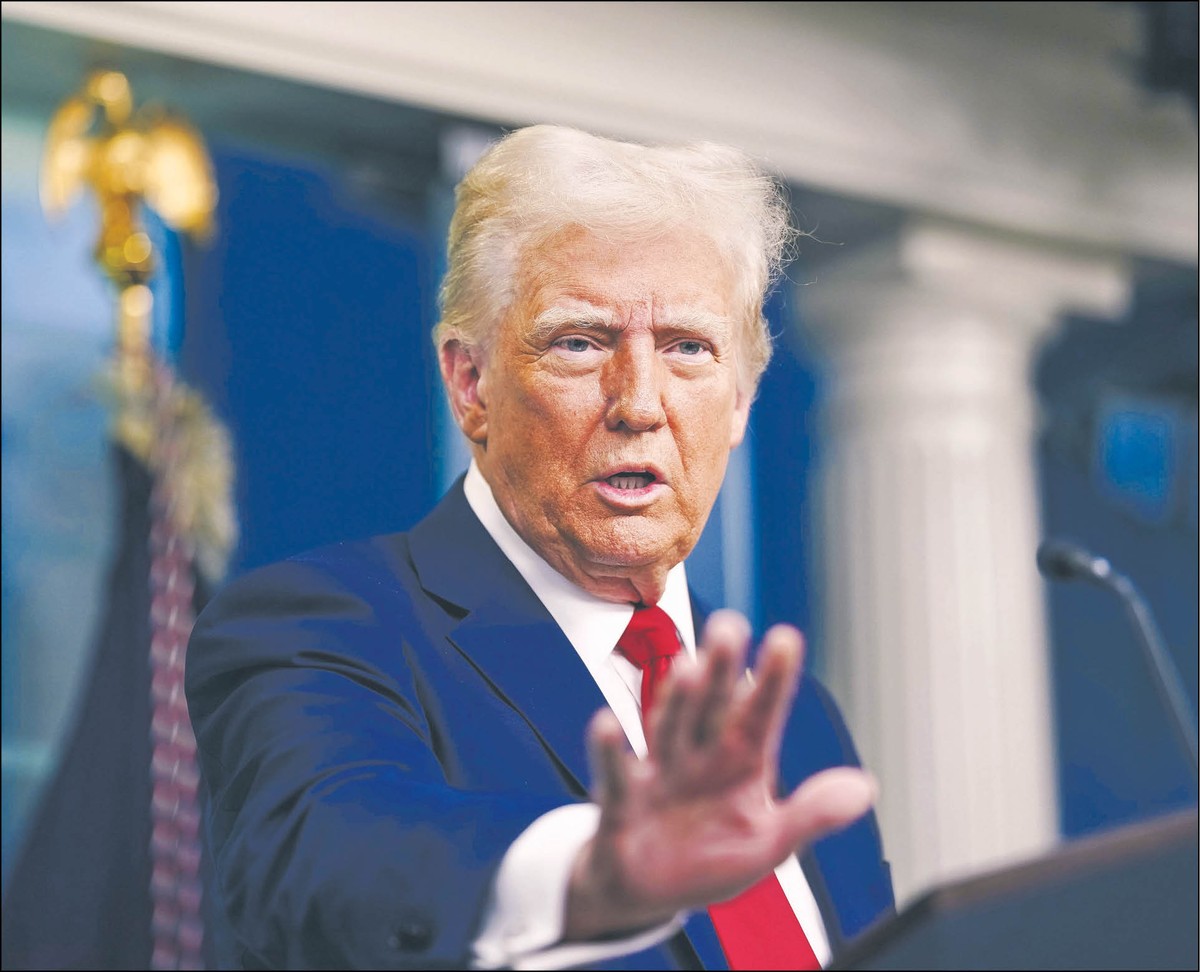 Donald Trump nakazał już, aby sekretarz skarbu Scott Bessent przedstawił w ciągu 60 dni (licząc od 20 stycznia br.) potencjalne środki odwetowe przeciwko krajom, których przepisy podatkowe mogą uderzyć w interesy Amerykanów.