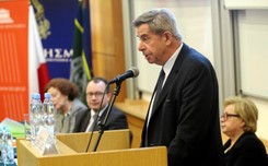 Profesor Andrzej Zoll ostrzega: Pan Kaczyński próbuje zburzyć porządek konstytucyjny