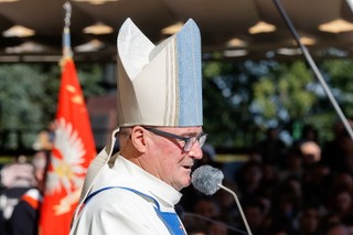 Z Jasnej Góry posypały się gromy na edukację zdrowotną. Bp Stułkowski ostro o nowym przedmiocie