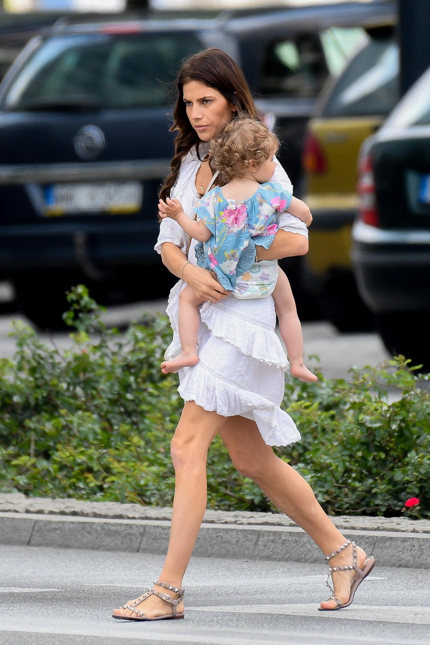 Weronika Rosati z córką