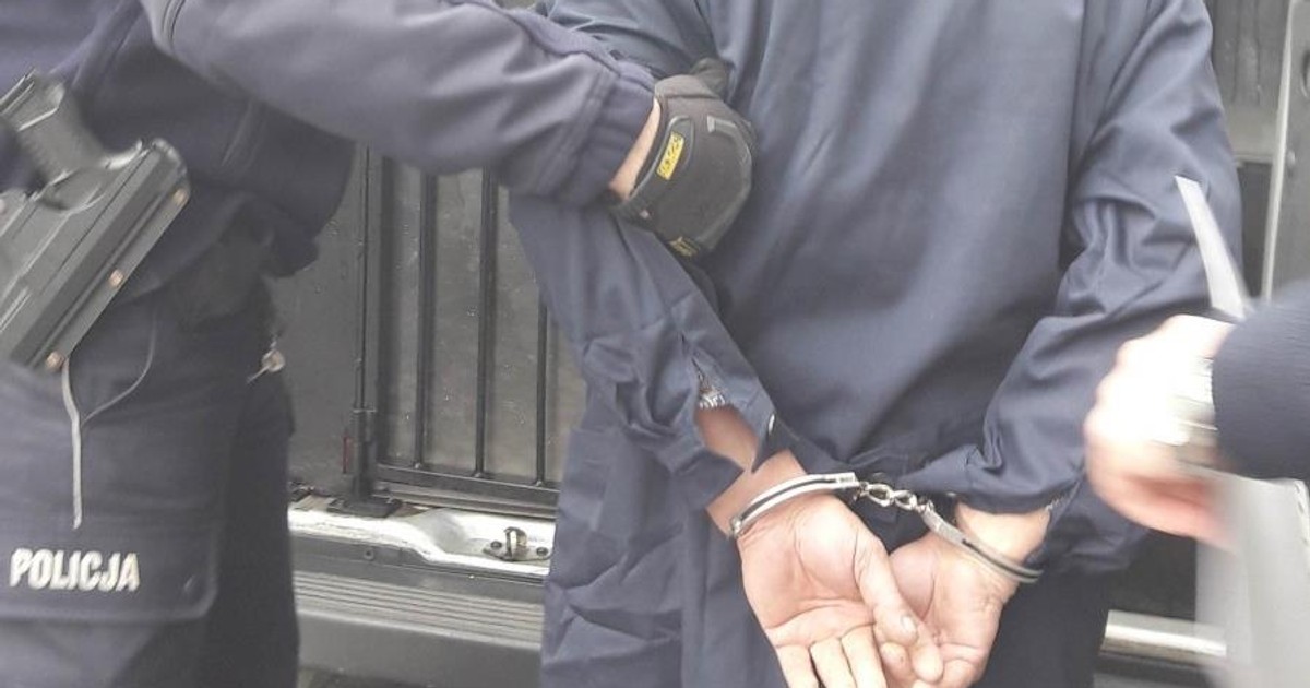 Policja musiała wezwać posiłki. 51-latek wpadł w szał