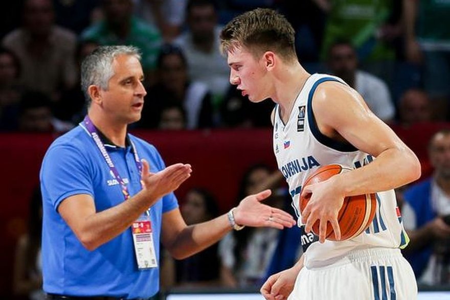 Igor Kokoskov i Luka Doncić / fot. FIBA Europe