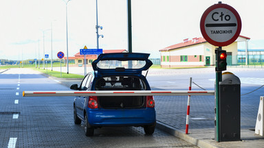 Jak Polak próbował wjechać do Rosji z piłą łańcuchową i wyrzynarką w walizce