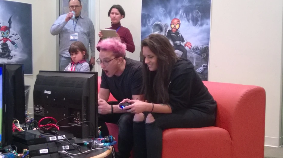 Ali igru su isprobali i novinari iz Velike Britanije, Južnoafričke Republike i Rusije