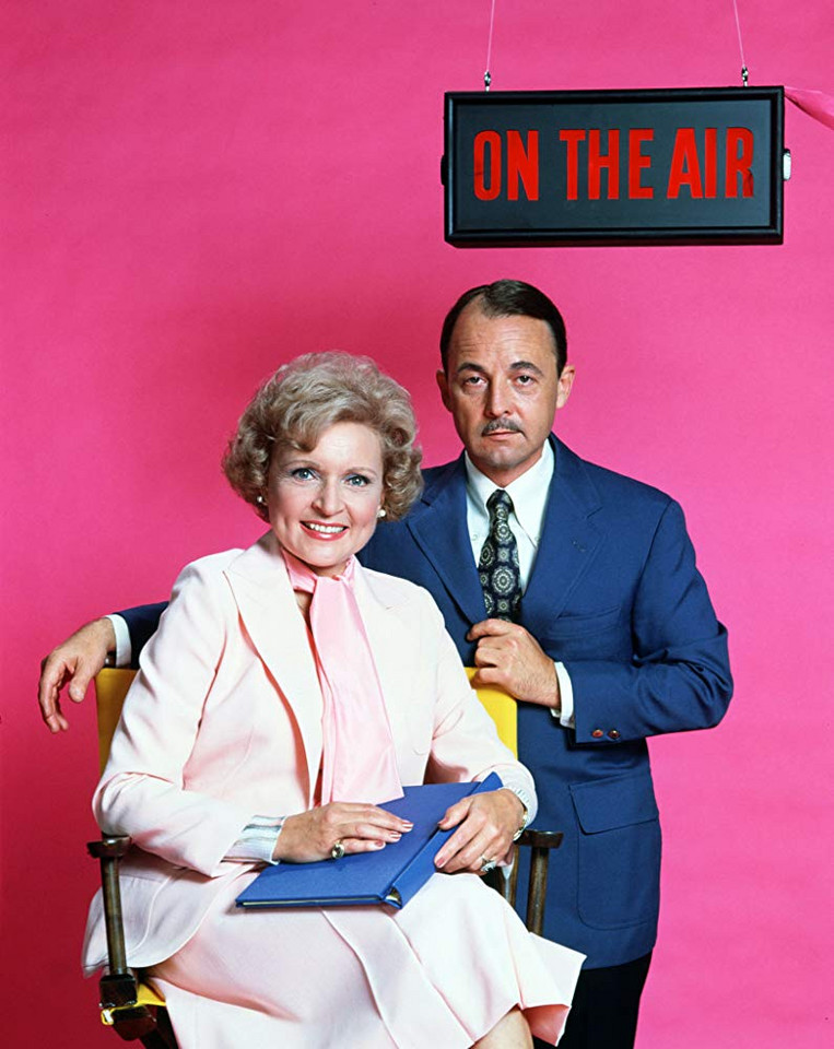 John Hillerman i Betty White na planie "The Betty White Show" (1977)