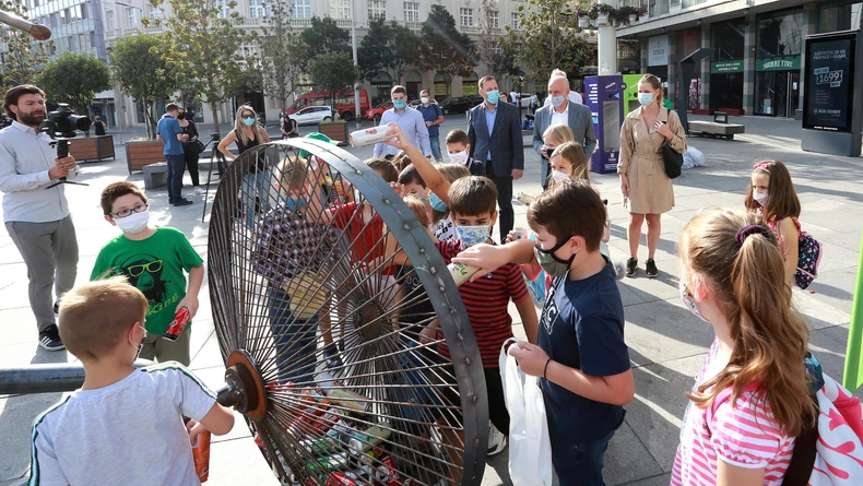 Gradonačelnik je pozvao Beograđane da recikliraju, ali i da što više pešače i voze bicikl