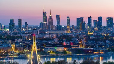 polacy już nie chcą wieżowców? warszawa rezygnuje z wież przy pałacu k