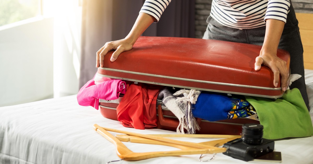 Ekspertka zdradziła jedną rzecz, którą zawsze pakuje do bagażu. Przyda się w wielu sytuacjach