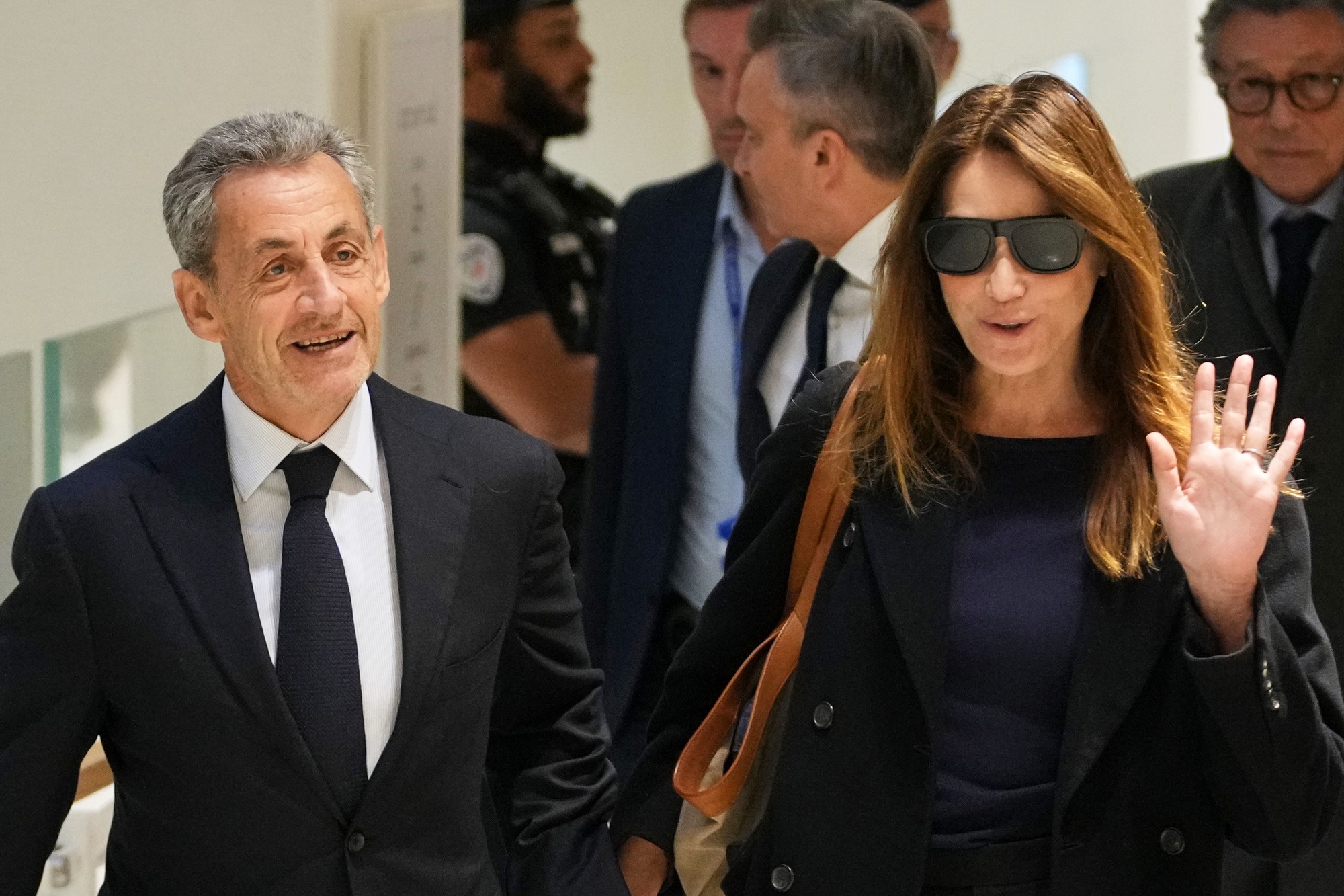 Bývalý francúzsky prezident Nicolas Sarkozy s manželkou Carlou Bruni.