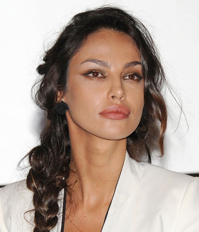 Madalina Dijana Genea