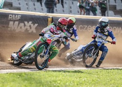 Włókniarz minimalnie wygrał z Apatorem. Torunianie z brązowym medalem