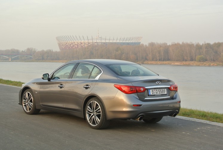 Infiniti Q50 2.0 Turbo