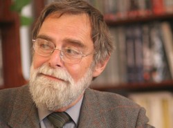 Barwny wywiad z byłym ambasadorem Węgier. O bratankach i Zośce, co biustu nie pokazała