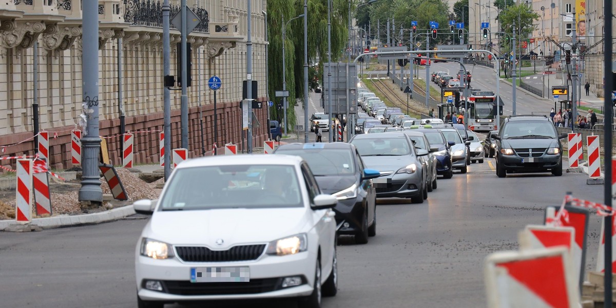 Wrzesień na droga w Łodzi