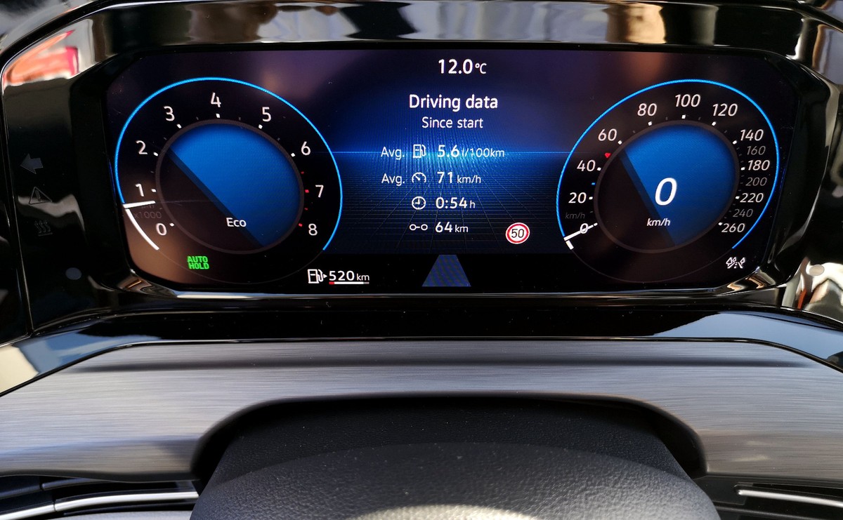 Volkswagen Golf nowej generacji już w najtańszej odmianie oferuje cyfrowy kokpit