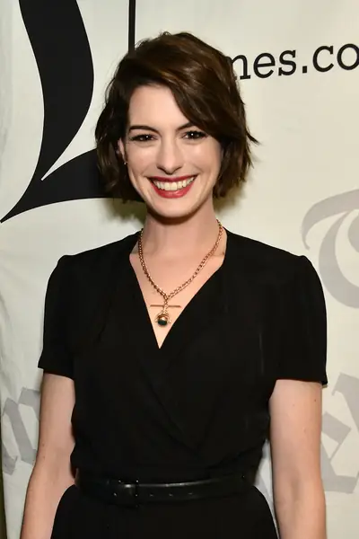 Anne Hathaway / Araya Diaz / GettyImages 