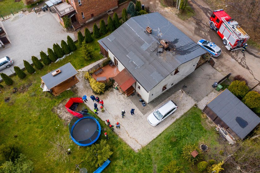 Udusił córeczkę poduszką? Nowe fakty w sprawie tragedii w Orzeszu