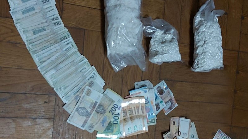 Handel narkotykami w areszcie