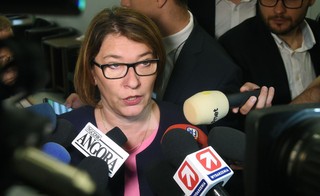 Mazurek: Żeby projekt prezydenta mógł być procedowany, musi on podpisać ustawę o KRS