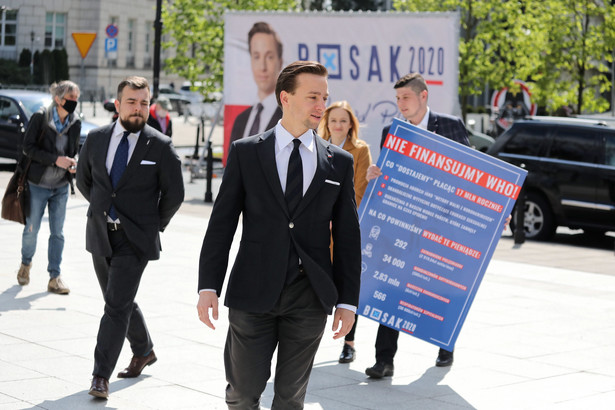 Przerwana konferencja Bosaka. Sikorski: Proszę nie kłamać o Unii