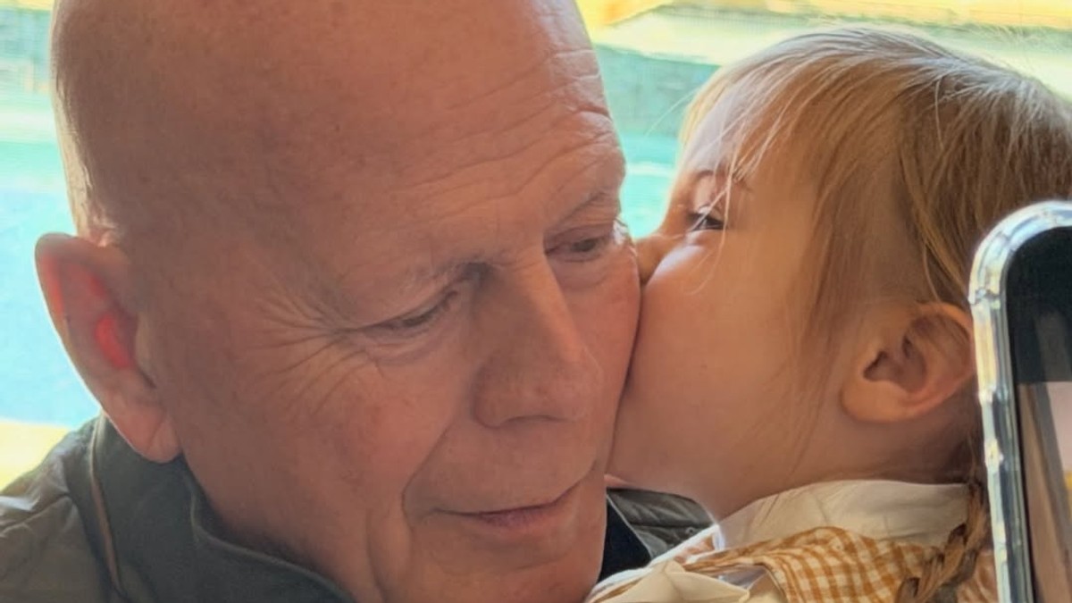 Brus Vilis boluje od frontomeporalne demencije