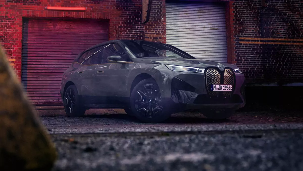 Elektryczne BMW iX w wersji „M” – 3,8 do setki i ponad 560 km zasięgu