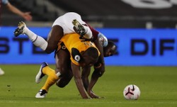 Koronawirus namieszał w kalendarzu Premier League